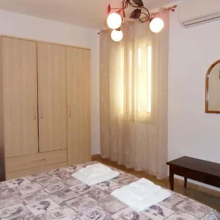 Apartment Vicolo Guitgia *